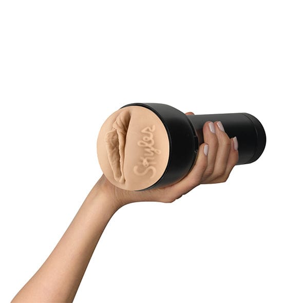 Kiiroo - Feel Skyler Lo Kiiroo Stars Collection Strokers Male Masturbator (Beige) Masturbator Vagina (Non Vibration)