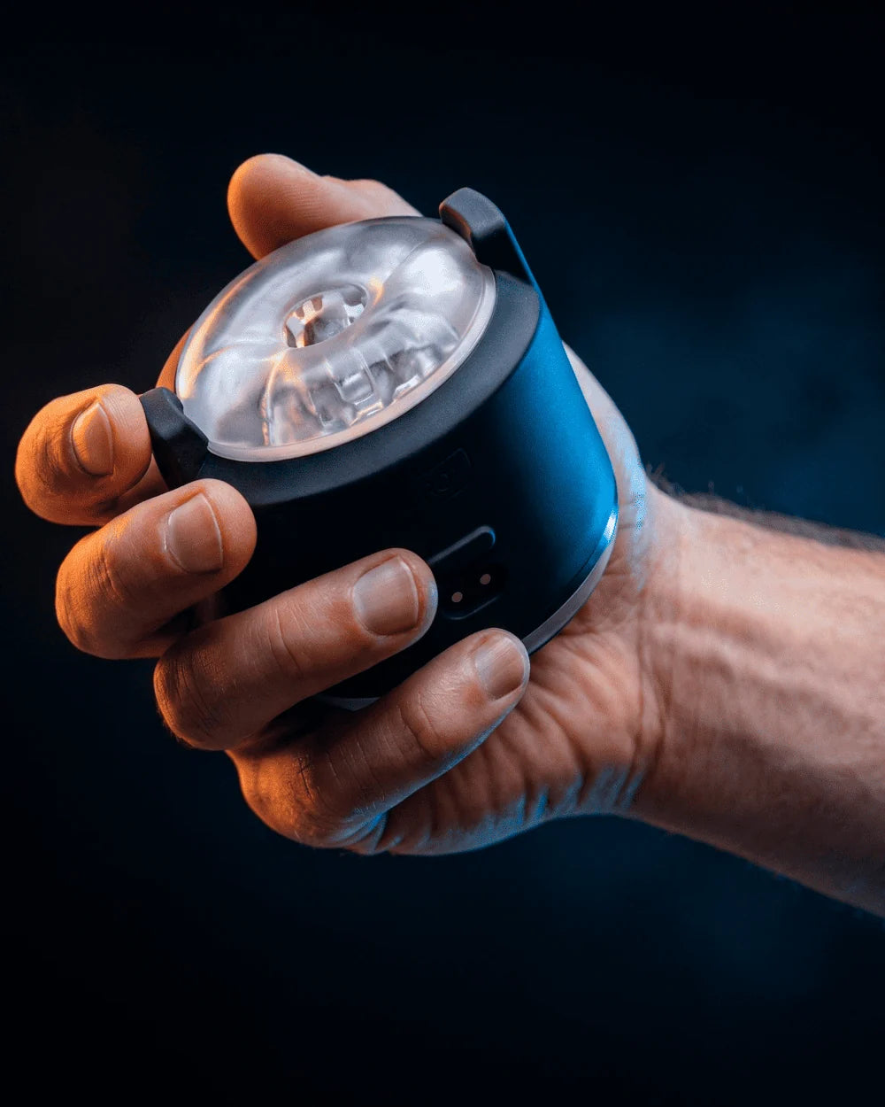 Kiiroo - Âm đạo giả rung hai động cơ PowerShot điều khiển qua ứng dụng (Đen)