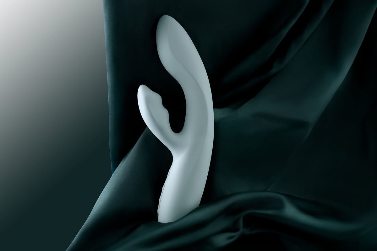 Svakom - Chika App-Controlled Warming Rabbit Vibrator SK1090 CherryAffairs